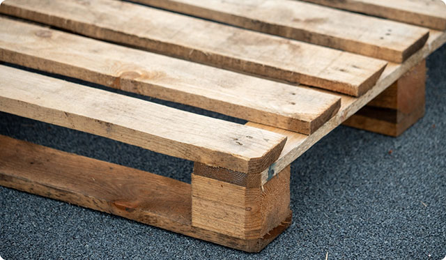 Used recycled pallets thumbnail